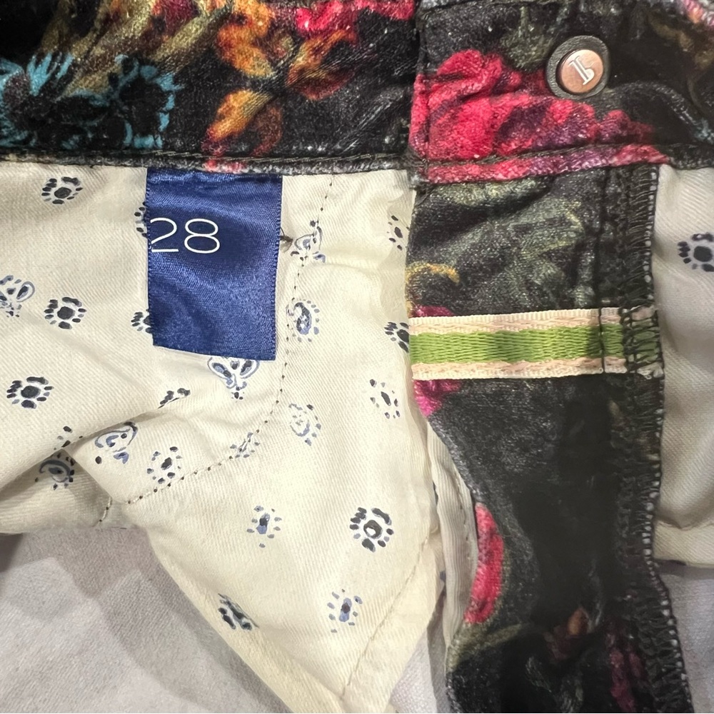 Anthropologie Pilcro Mid Rise Velvet Floral Skinny Jeans Size 28 Pants Black - Picture 10 of 11